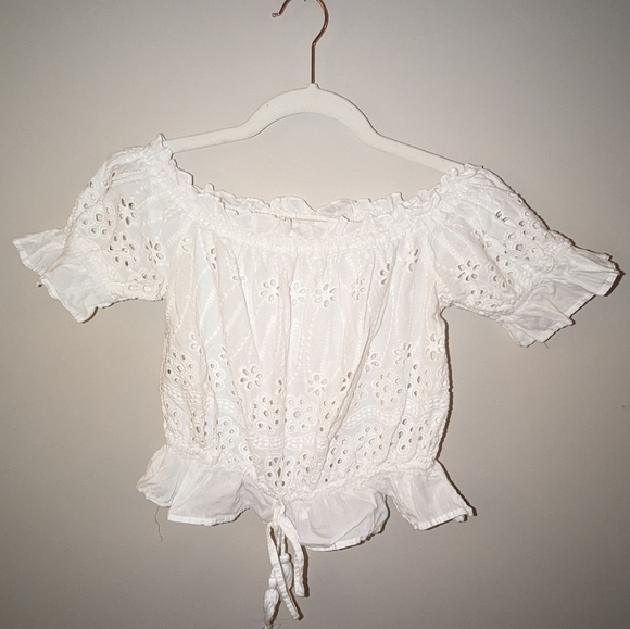 Japna Prairie eyelet crop - Picture 2 of 3